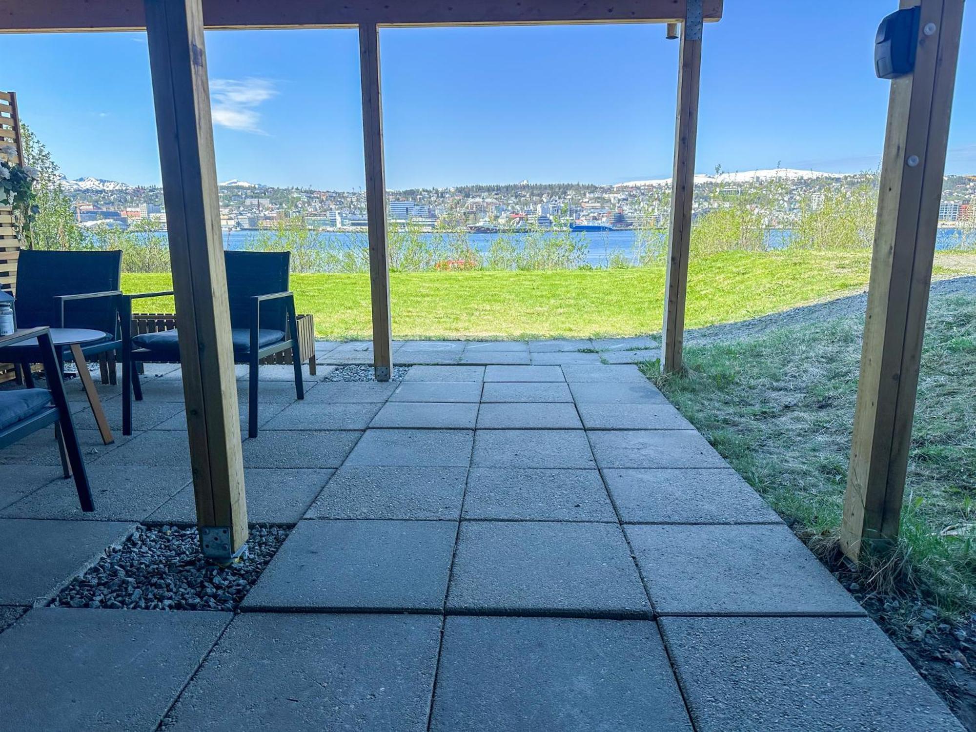 Panorama View - Free Parking - Perfect For Couples Apartment Tromso Exterior photo